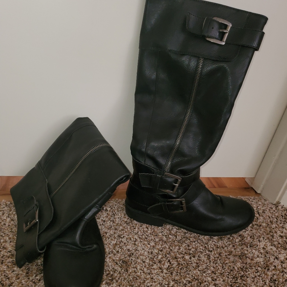 Black strap boots